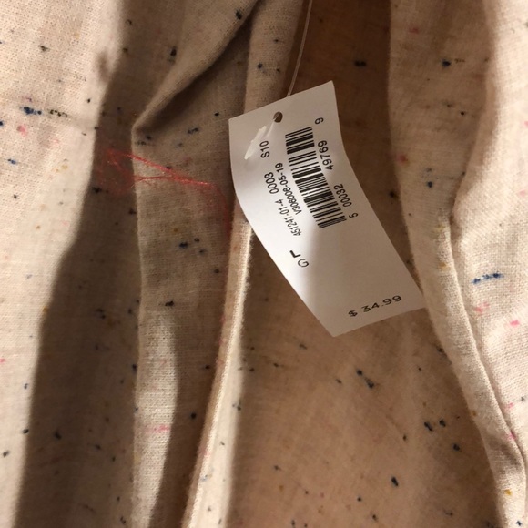 Ladies button up 👚 - Picture 3 of 4